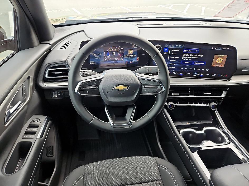 new 2026 Chevrolet Traverse car, priced at $36,920