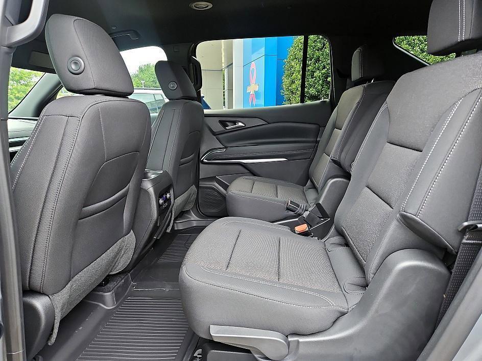 new 2026 Chevrolet Traverse car, priced at $36,920