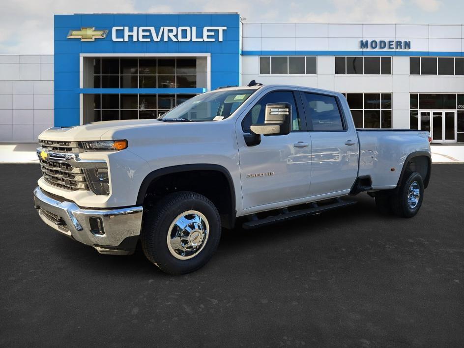new 2025 Chevrolet Silverado 3500 car, priced at $45,995