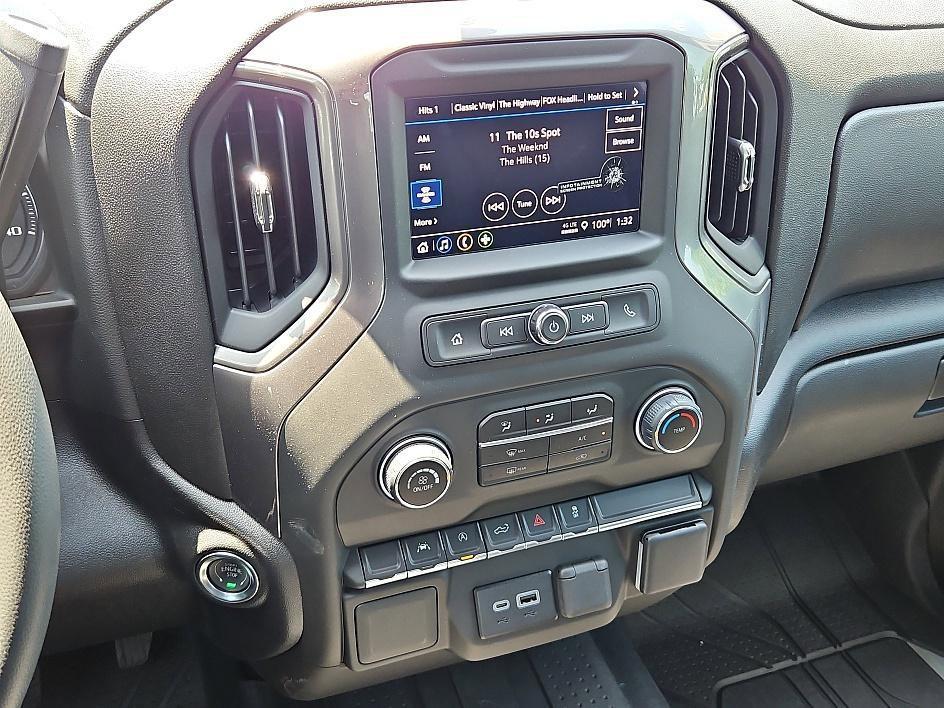 new 2025 Chevrolet Silverado 1500 car, priced at $37,589