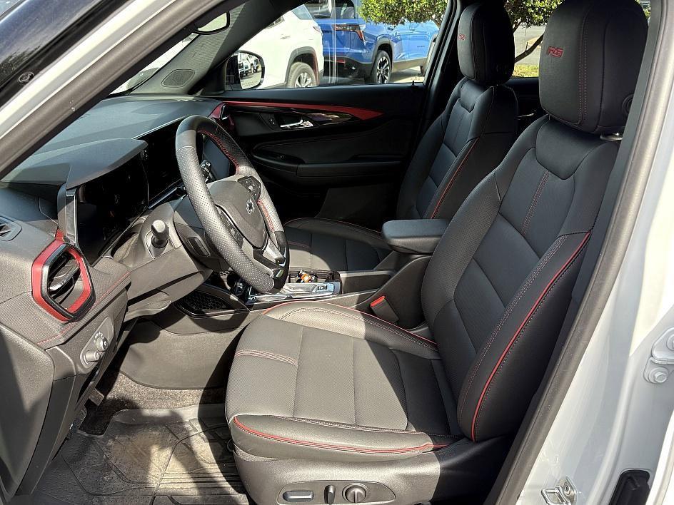 used 2024 Chevrolet TrailBlazer car, priced at $27,907