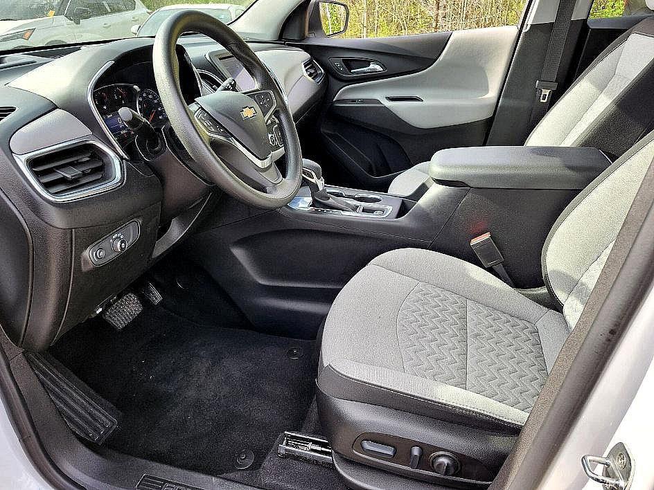 used 2022 Chevrolet Equinox car, priced at $19,897