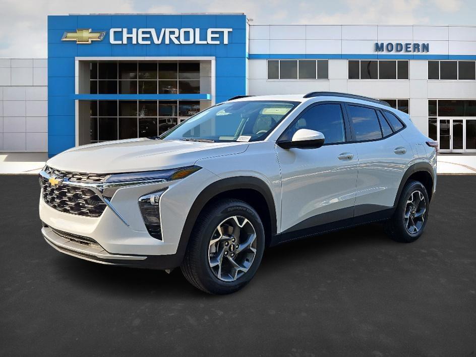 new 2025 Chevrolet Trax car, priced at $20,439