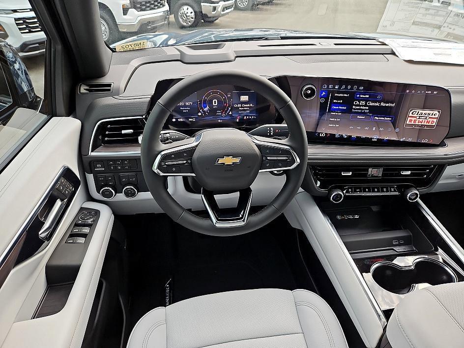 new 2025 Chevrolet Suburban car, priced at $74,619