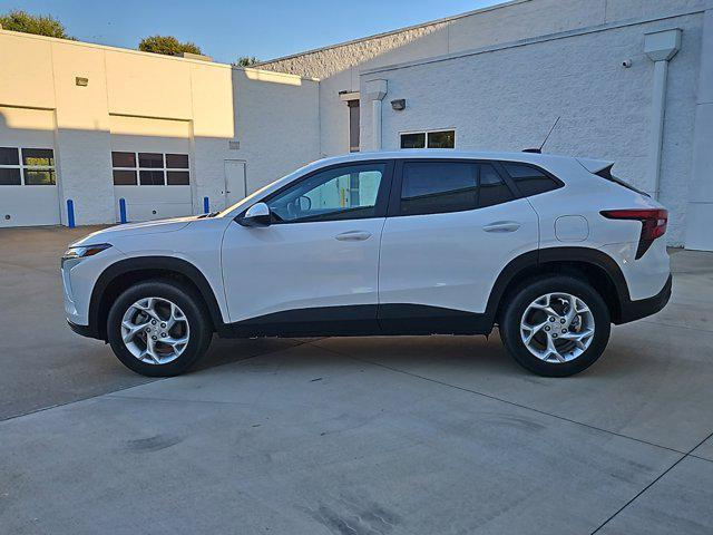 new 2024 Chevrolet Trax car, priced at $20,679