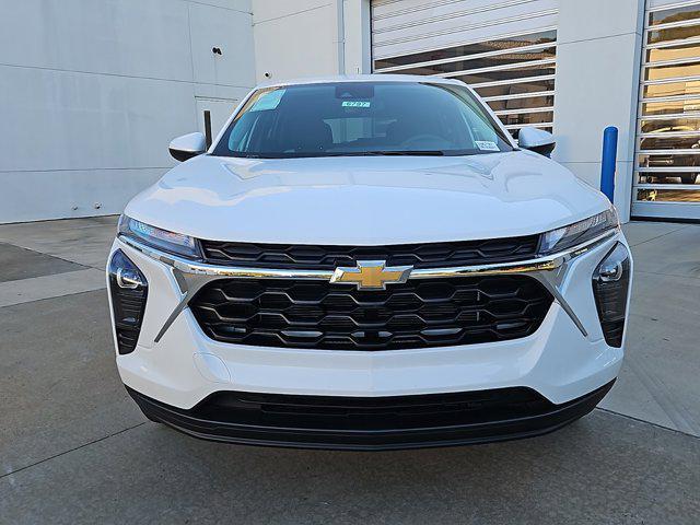 new 2024 Chevrolet Trax car, priced at $20,679