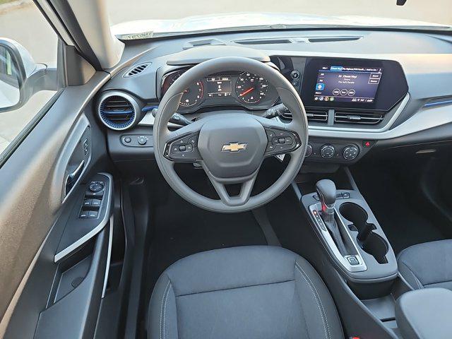 new 2024 Chevrolet Trax car, priced at $20,679