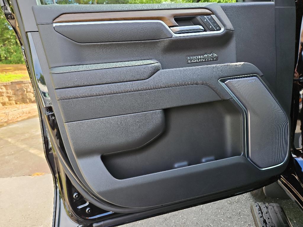 new 2025 Chevrolet Silverado 1500 car, priced at $63,179