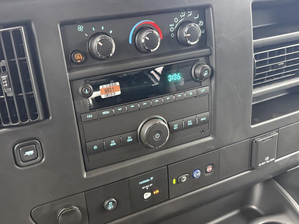 new 2025 Chevrolet Express 2500 car