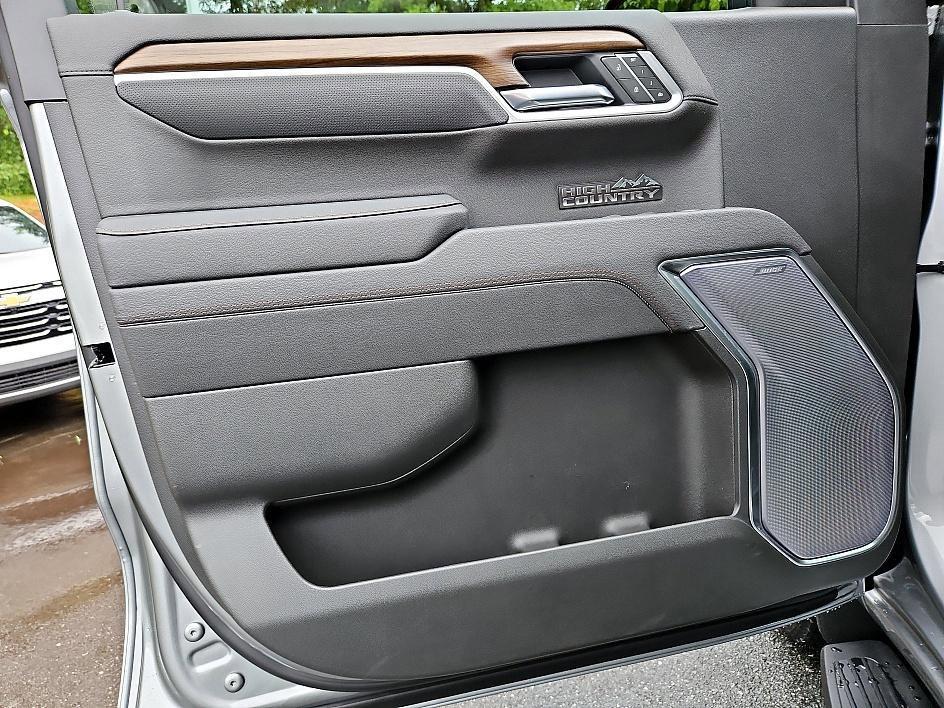 new 2025 Chevrolet Silverado 1500 car, priced at $61,039