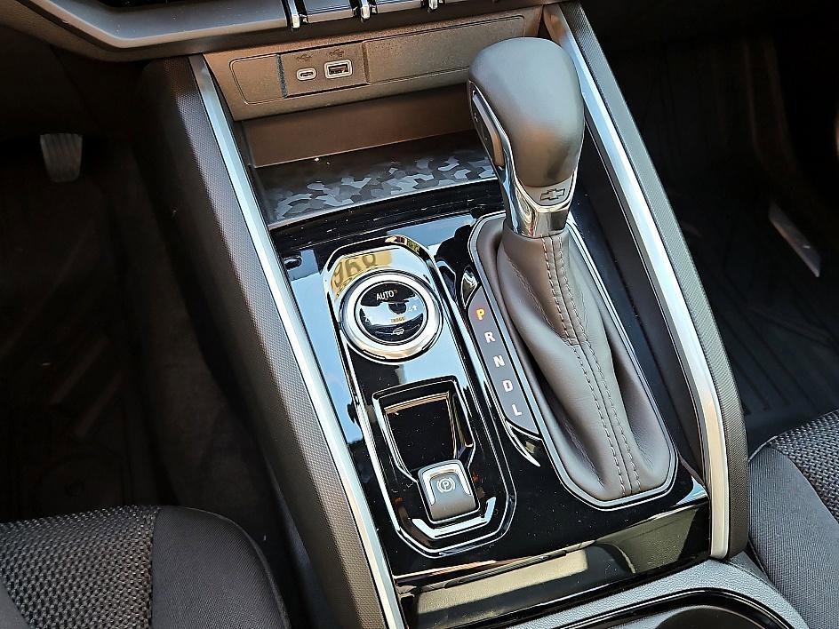 new 2026 Chevrolet Colorado car, priced at $34,244