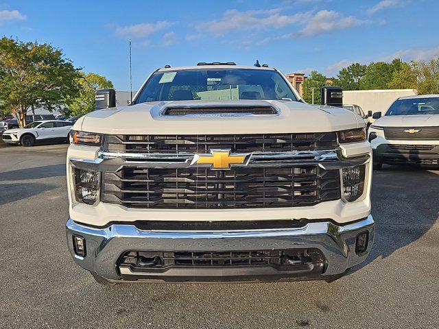 new 2025 Chevrolet Silverado 3500 car, priced at $50,565