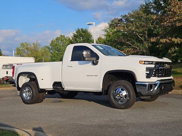 new 2025 Chevrolet Silverado 3500 car, priced at $50,565