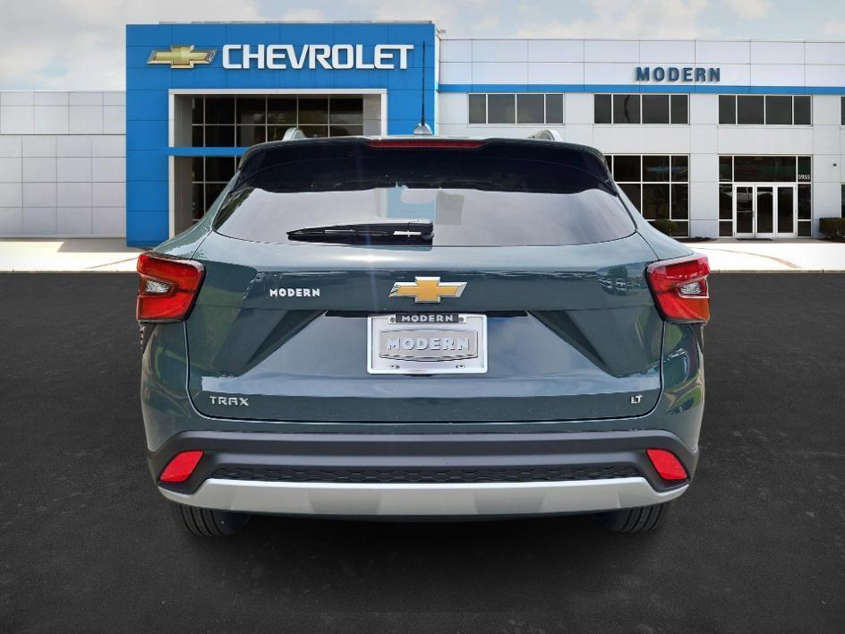 new 2025 Chevrolet Trax car, priced at $20,045