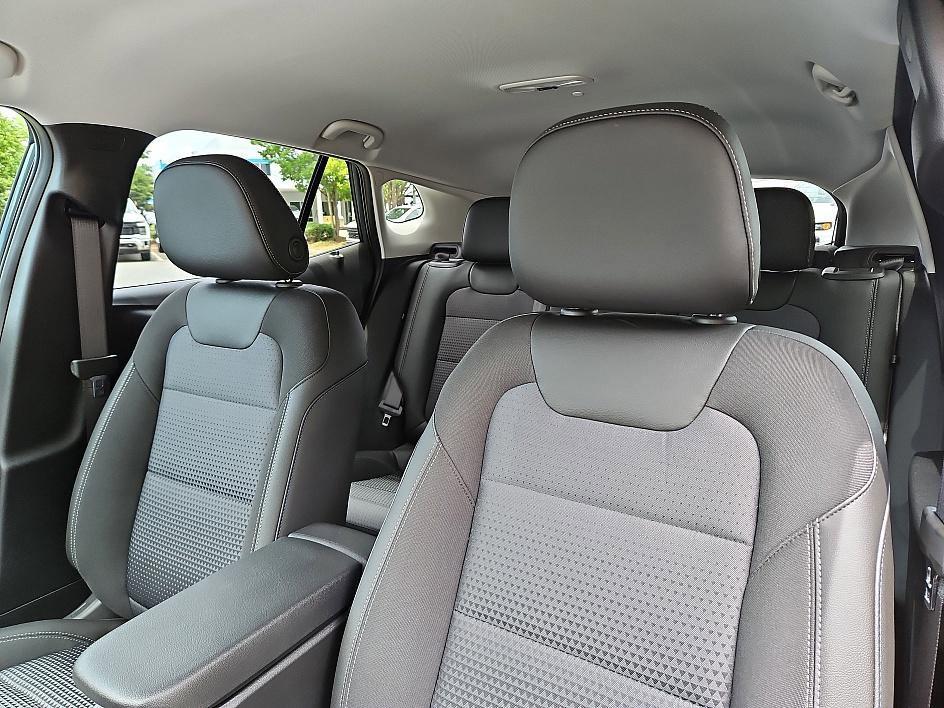 new 2025 Chevrolet Trax car, priced at $20,045