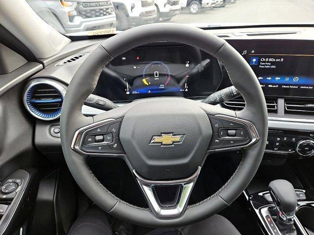 new 2025 Chevrolet Trax car, priced at $19,489