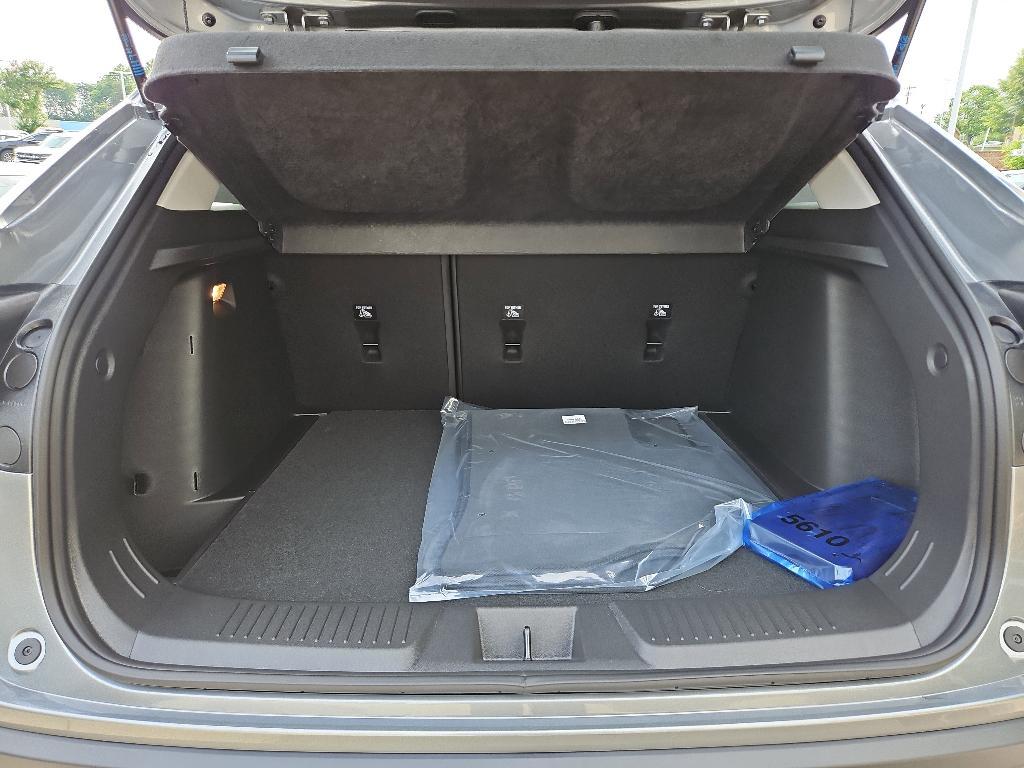 new 2025 Chevrolet Trax car, priced at $19,045