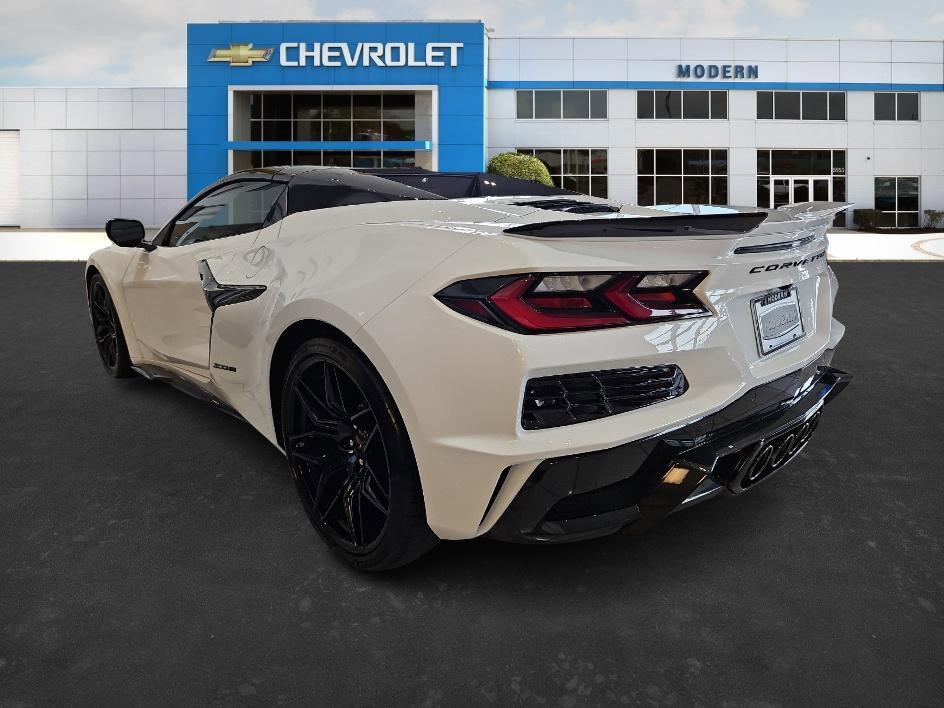 new 2025 Chevrolet Corvette car
