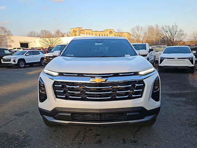 new 2025 Chevrolet Equinox car, priced at $28,095