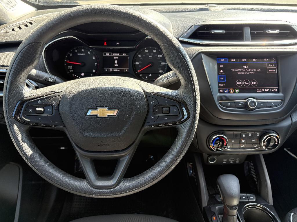 used 2023 Chevrolet TrailBlazer car, priced at $23,354