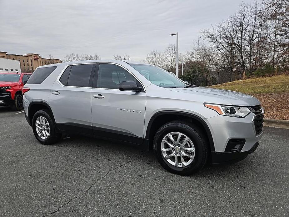 used 2021 Chevrolet Traverse car, priced at $25,988