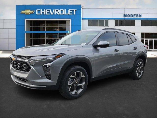 new 2025 Chevrolet Trax car, priced at $18,894