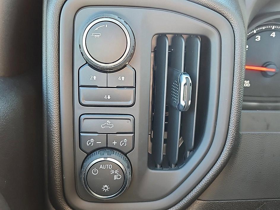 new 2025 Chevrolet Silverado 3500 car, priced at $50,965