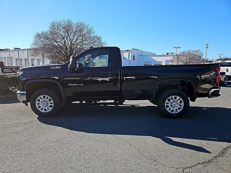 new 2025 Chevrolet Silverado 3500 car, priced at $50,965