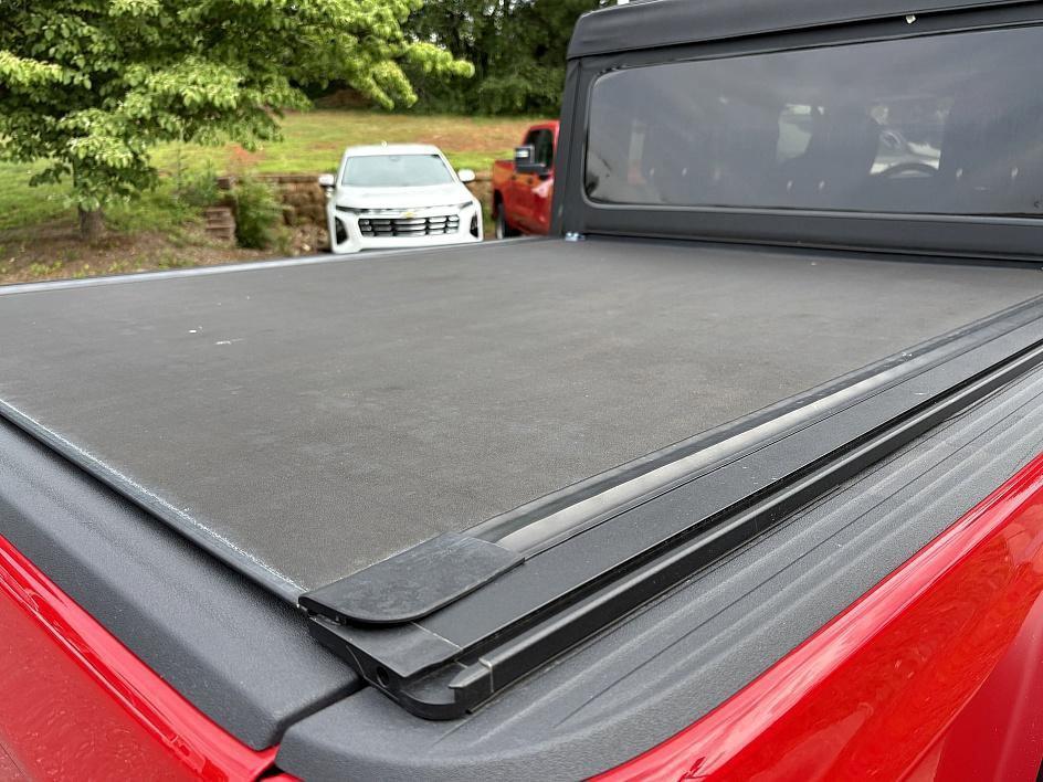 used 2022 Jeep Gladiator car, priced at $39,339