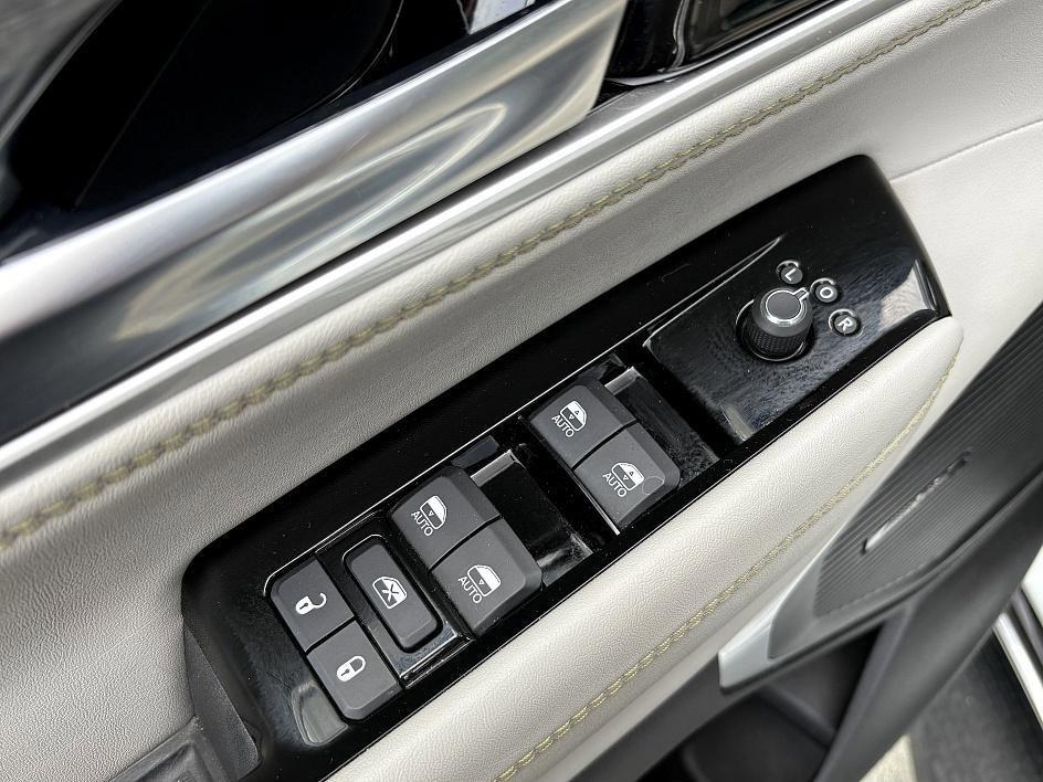 used 2023 Jeep Wagoneer car, priced at $51,985