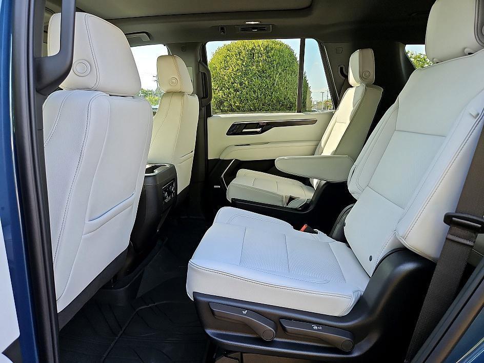 new 2025 Chevrolet Tahoe car, priced at $78,047