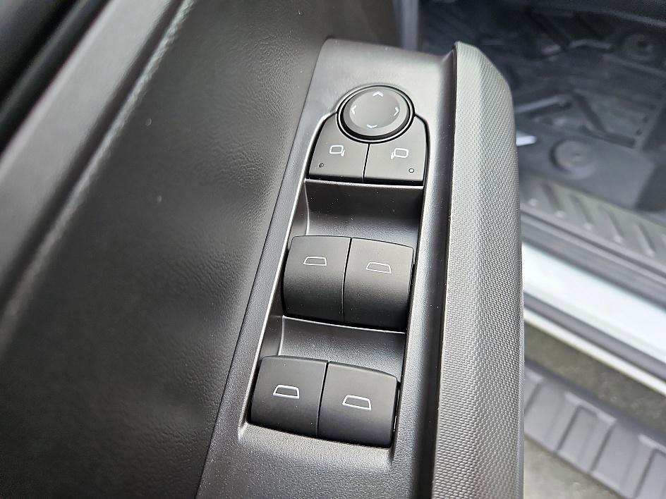 new 2025 Chevrolet Colorado car, priced at $30,639