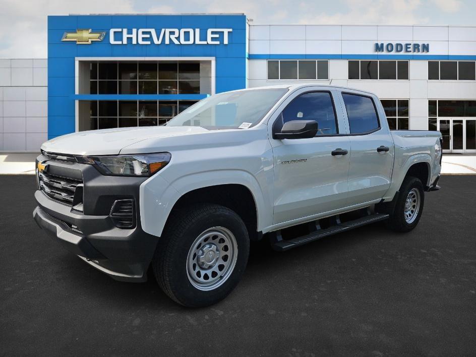 new 2025 Chevrolet Colorado car, priced at $30,639