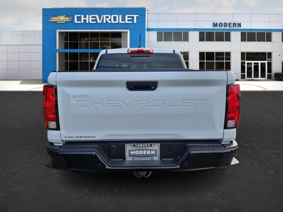 new 2025 Chevrolet Colorado car, priced at $30,639
