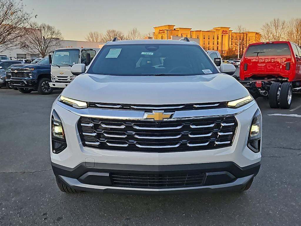 new 2025 Chevrolet Equinox car, priced at $26,738