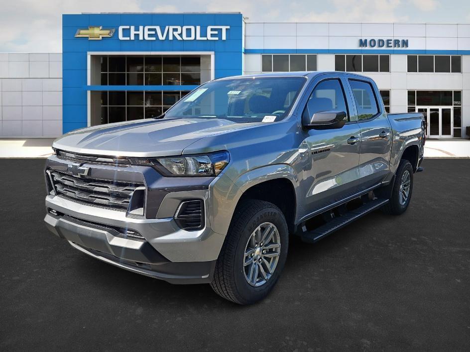 new 2025 Chevrolet Colorado car, priced at $33,609