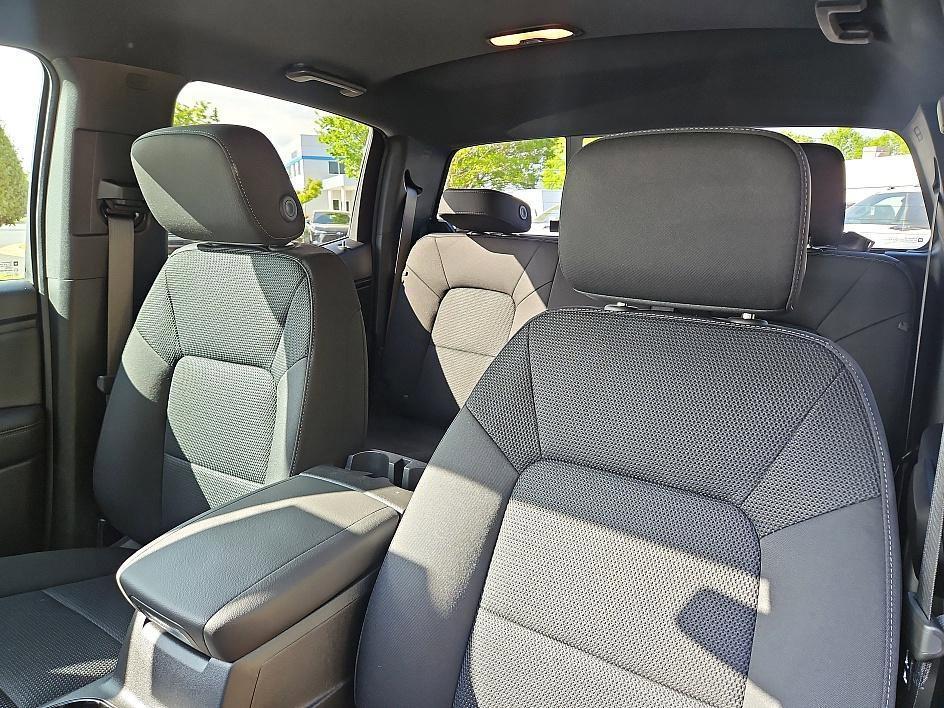 new 2025 Chevrolet Colorado car, priced at $34,109
