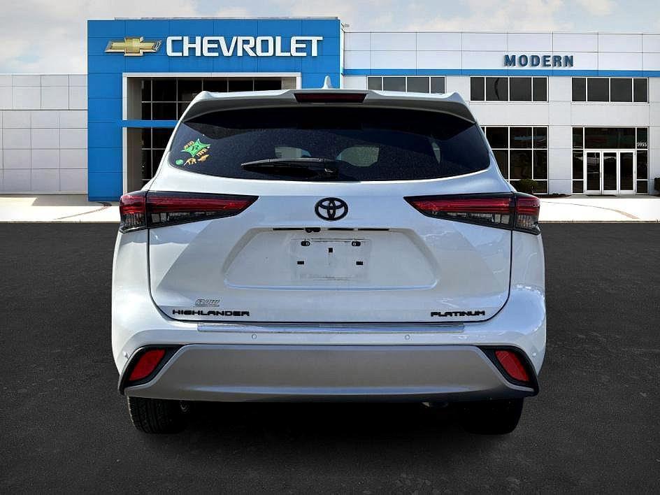 used 2023 Toyota Highlander car, priced at $42,815