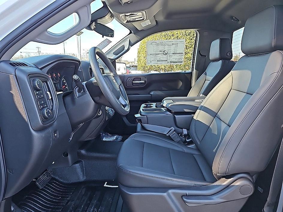 new 2025 Chevrolet Silverado 1500 car, priced at $42,450