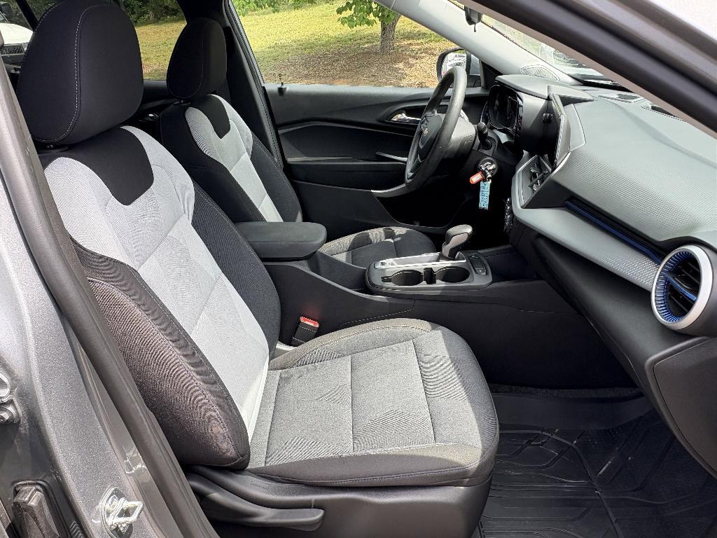 used 2024 Chevrolet Trax car, priced at $22,766