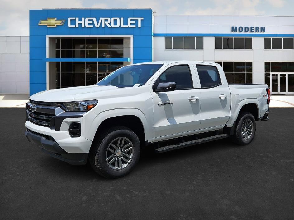 new 2025 Chevrolet Colorado car, priced at $34,109