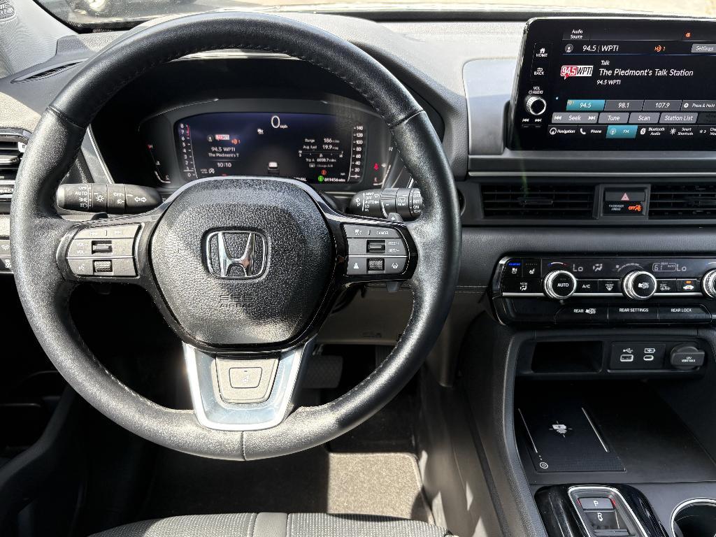 used 2024 Honda Pilot car, priced at $45,987