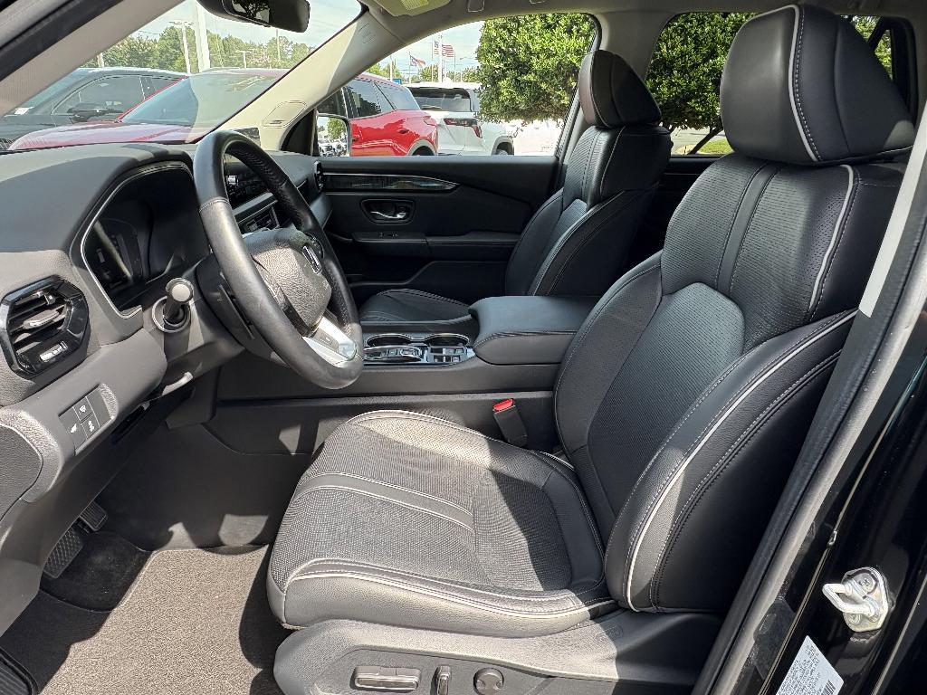 used 2024 Honda Pilot car, priced at $45,987
