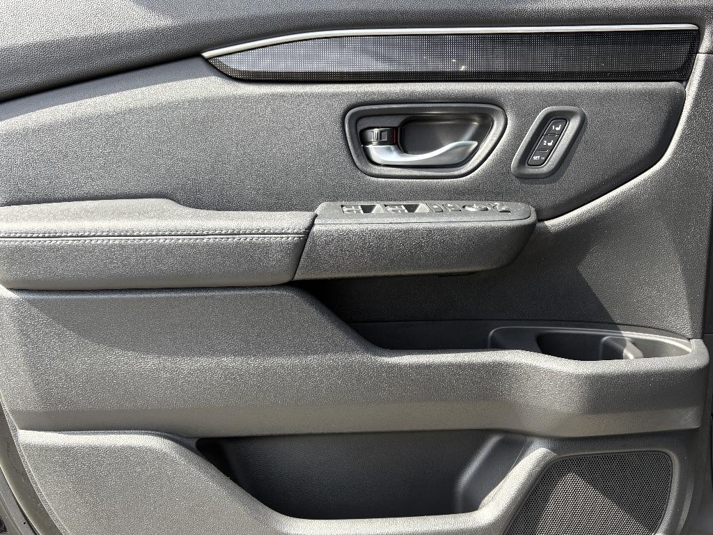 used 2024 Honda Pilot car, priced at $45,987