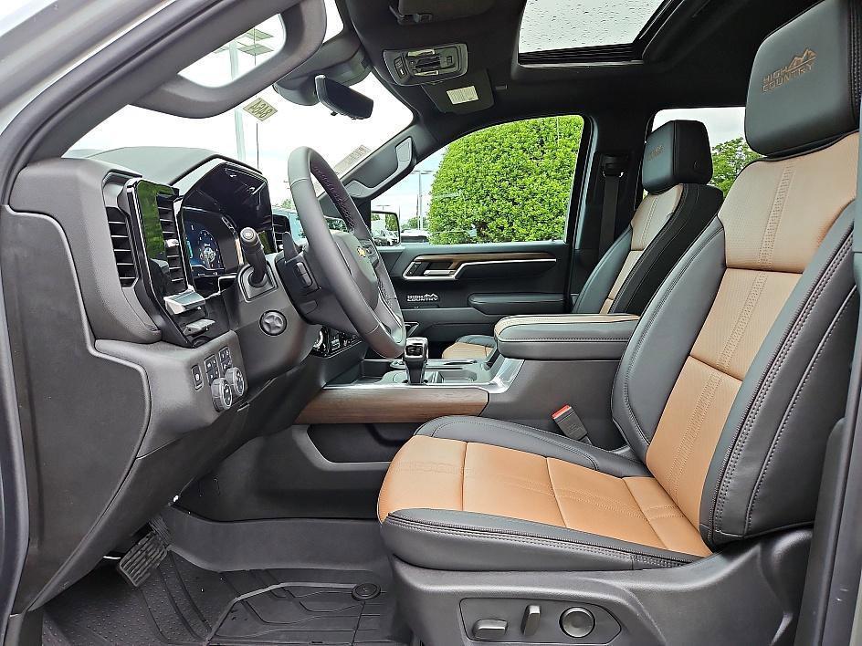 new 2025 Chevrolet Silverado 1500 car, priced at $61,039
