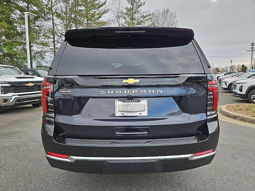 new 2025 Chevrolet Suburban car, priced at $62,631