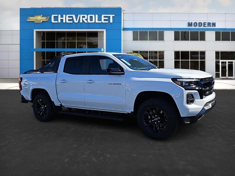 new 2025 Chevrolet Colorado car, priced at $44,145