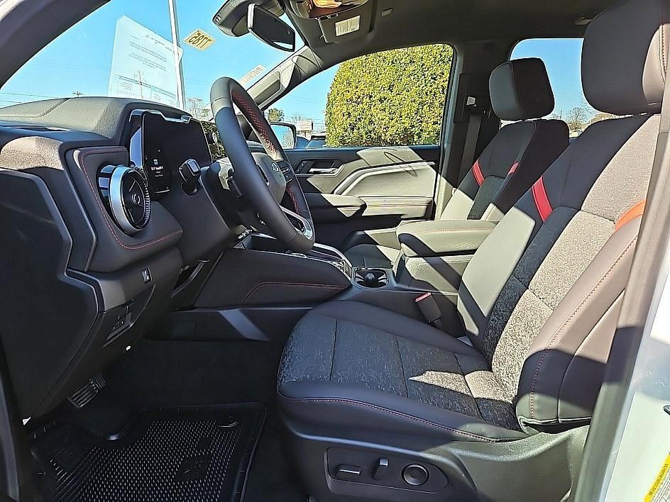 new 2025 Chevrolet Colorado car, priced at $44,145