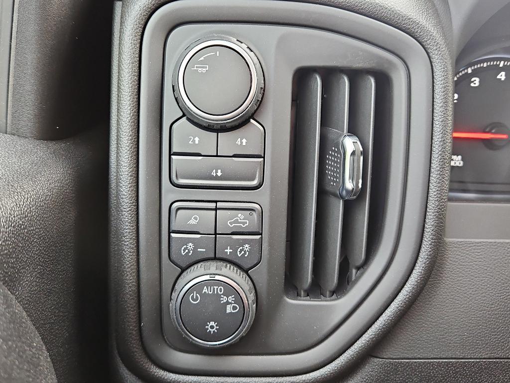 new 2025 Chevrolet Silverado 2500 car, priced at $52,818