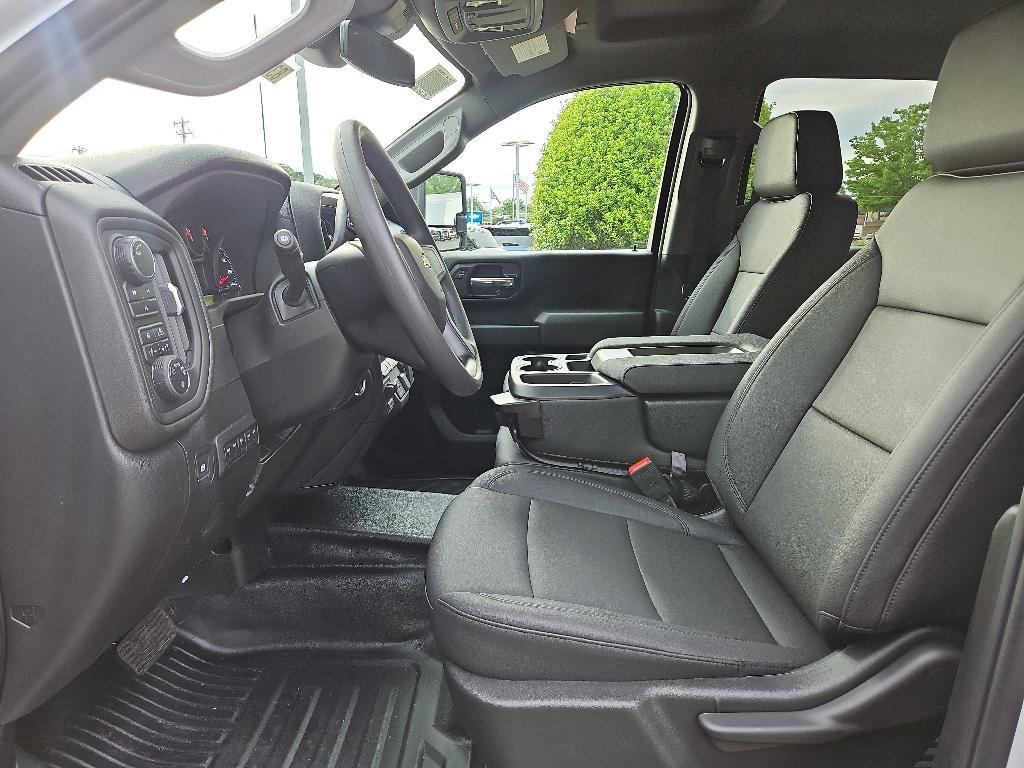 new 2025 Chevrolet Silverado 2500 car, priced at $52,818
